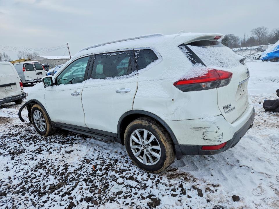 2017 Nissan Rogue sv