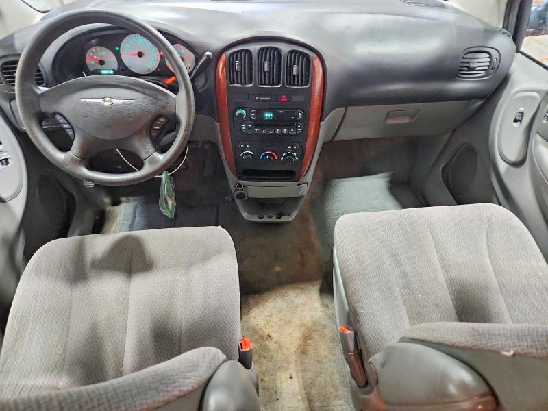 2007 Chrysler Town & Country lx