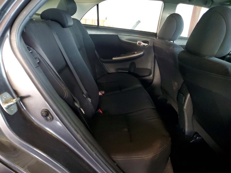 2013 Toyota Corolla s
