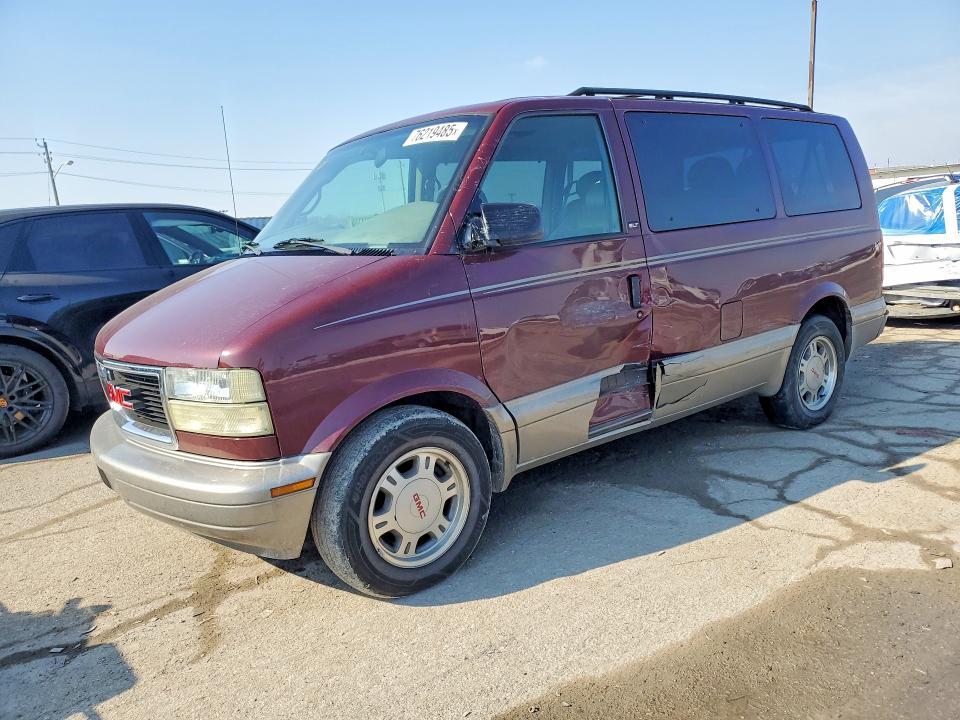 2003 GMC Safari XT