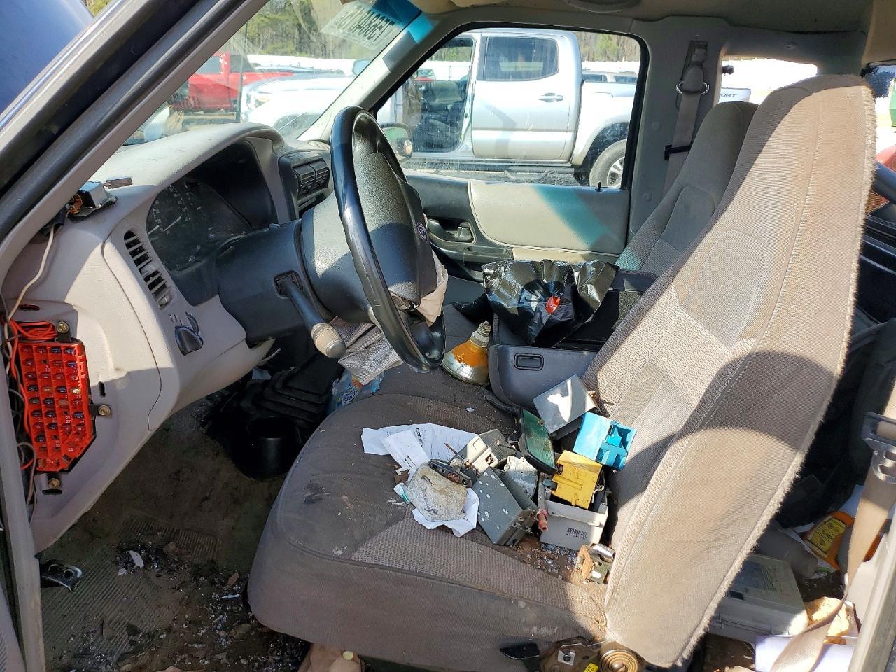 1995 Mazda B2300 cab Plus