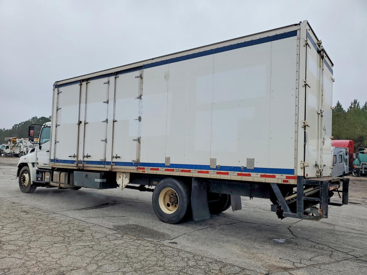 2017 Hino 258/268 BOX Truck