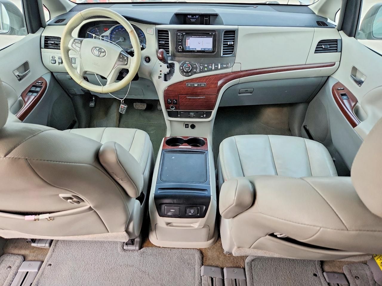 2014 Toyota Sienna xle