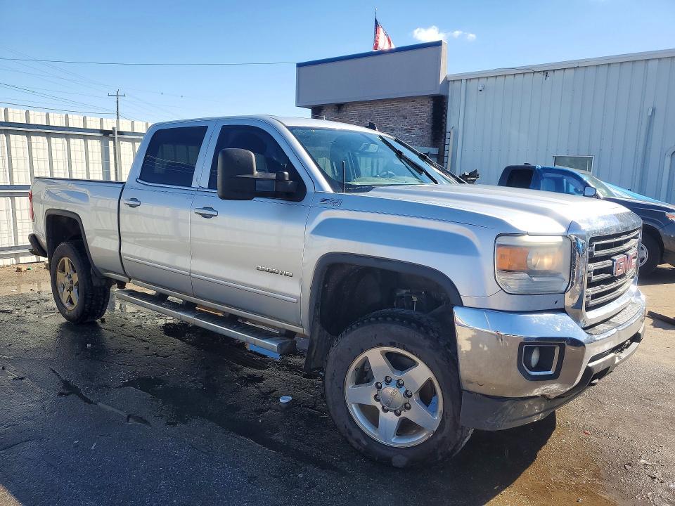 2015 GMC Sierra K2500 SLE