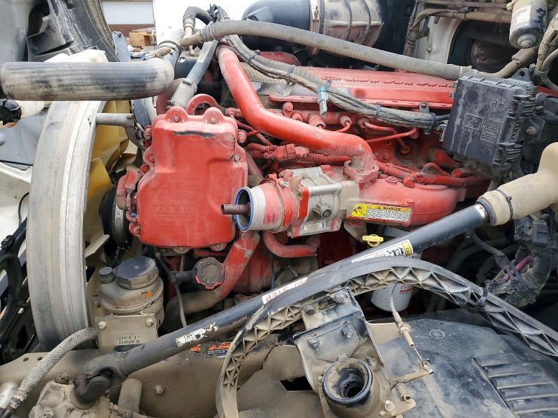 2017 Volvo VNL Semi Truck