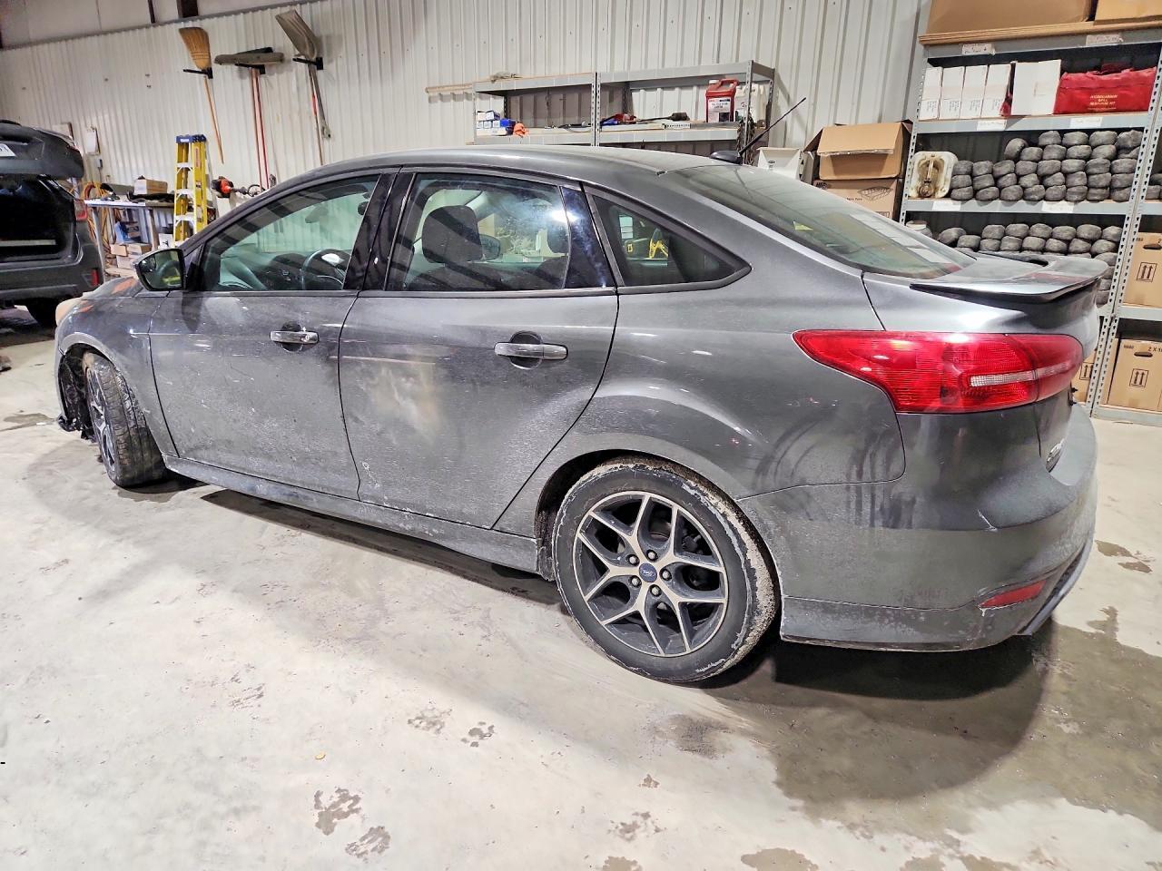 2016 Ford Focus se