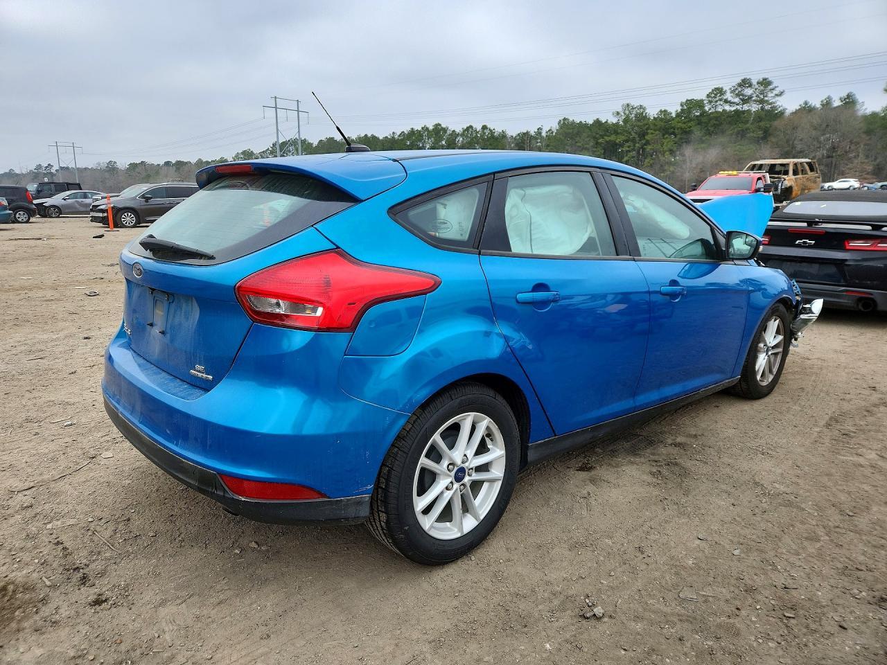 2016 Ford Focus se