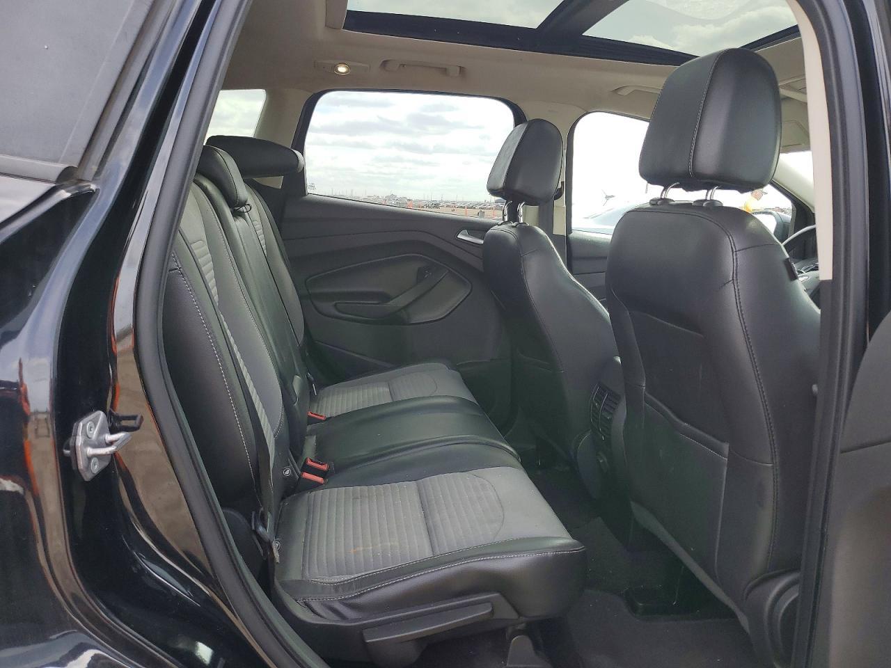 2017 Ford Escape se