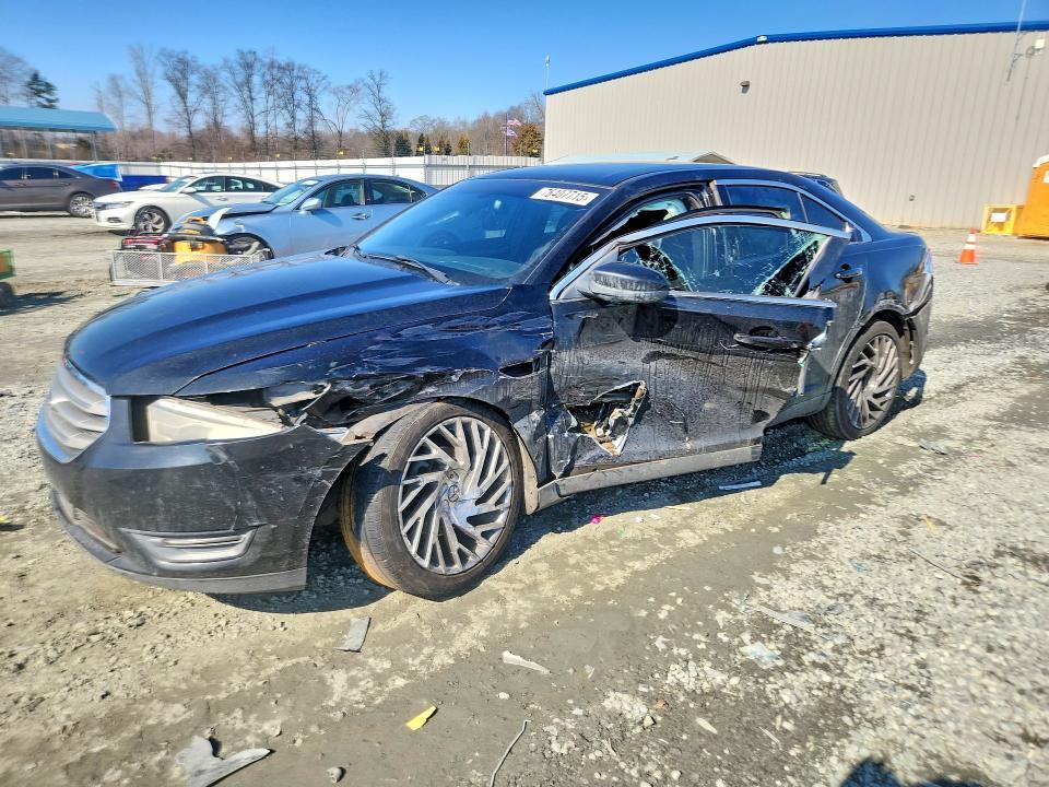 2013 Ford Taurus sel