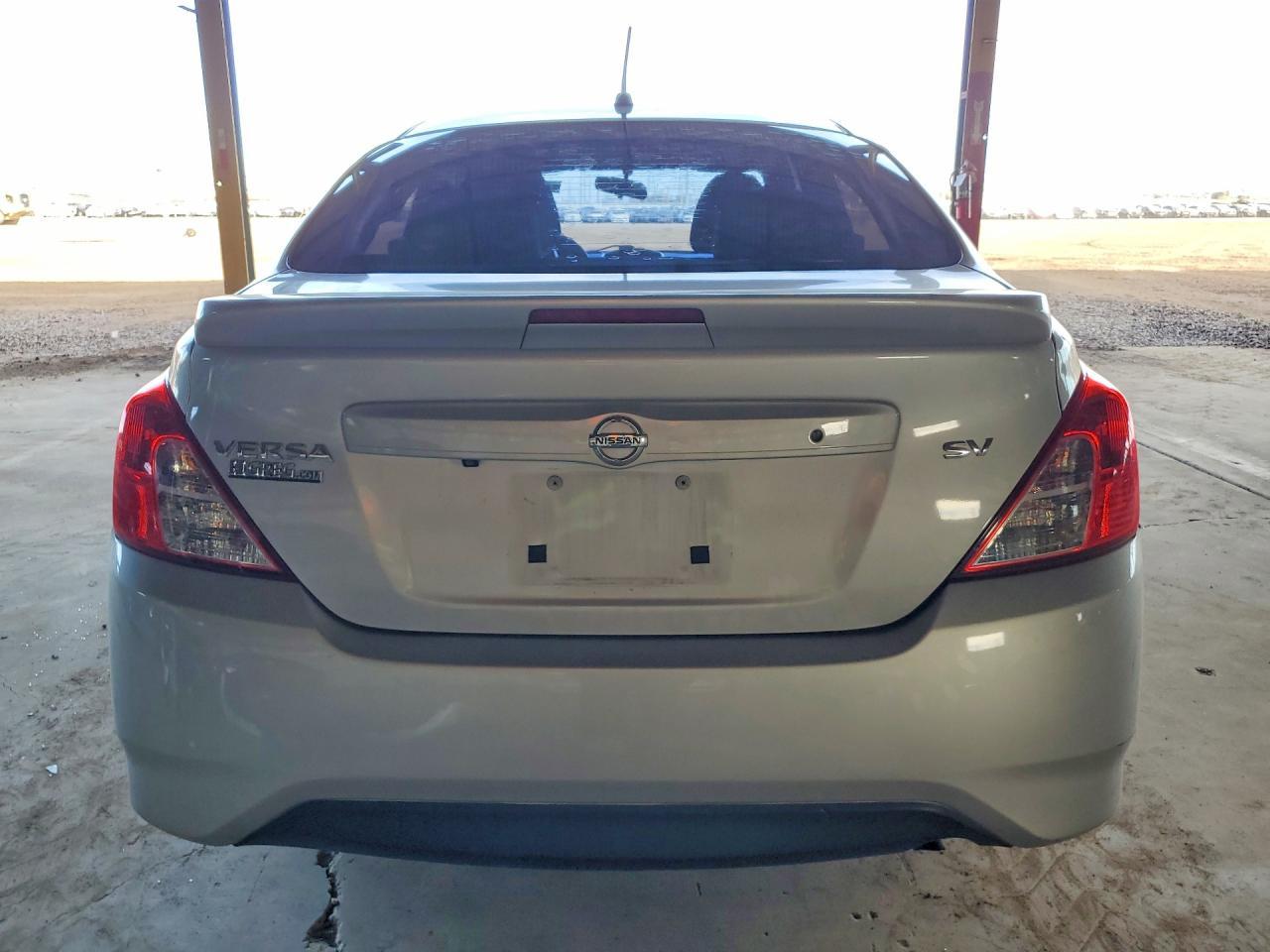 2019 Nissan Versa sv