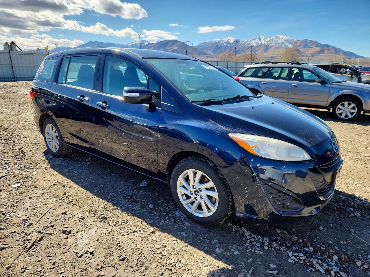 2014 Mazda 5 Sport