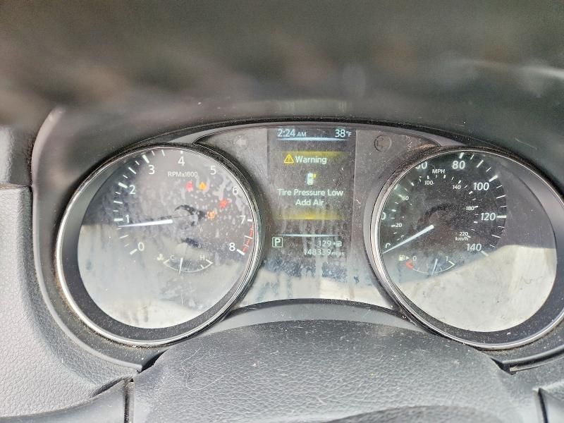 2017 Nissan Rogue sv