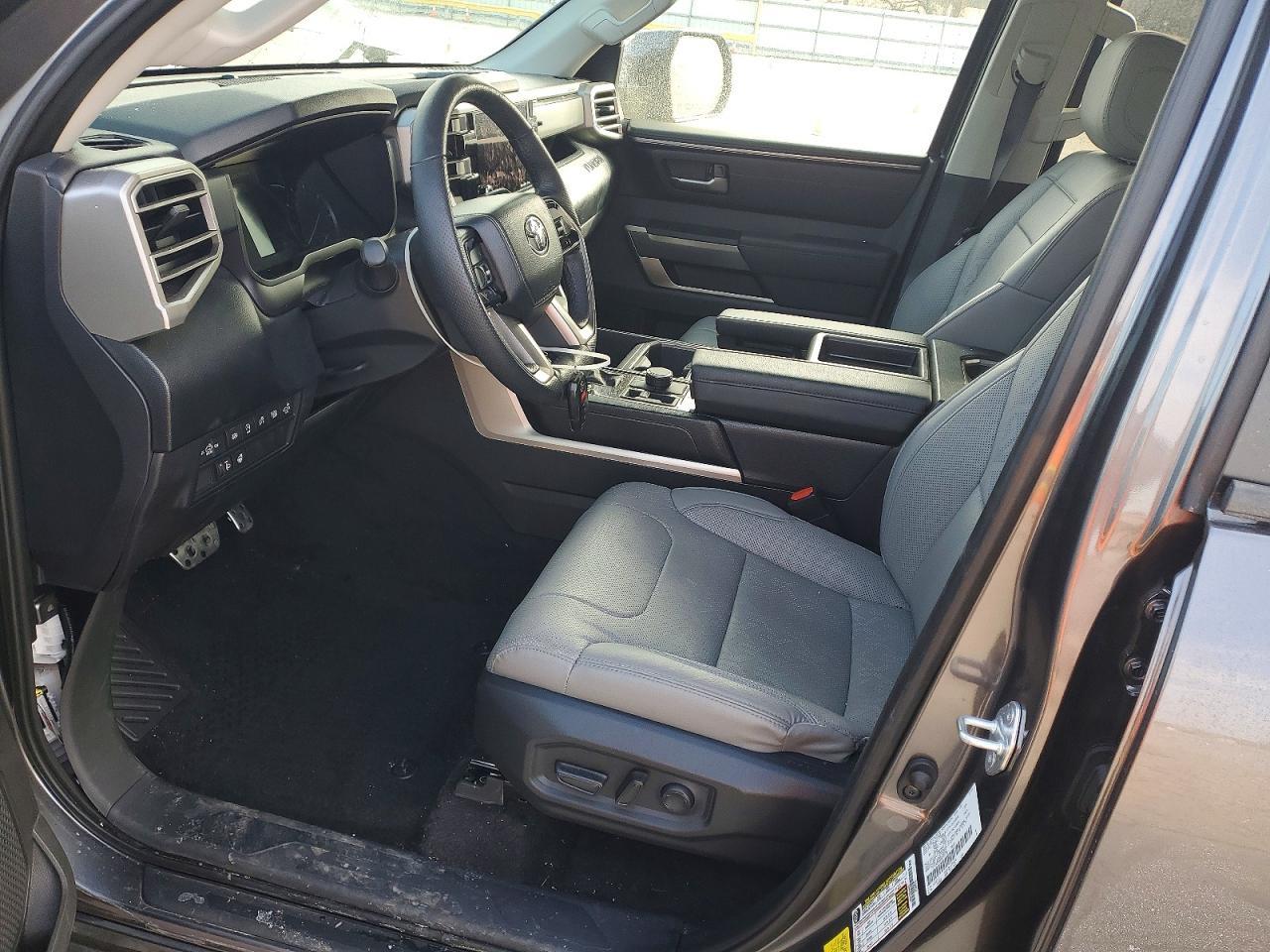 2024 Toyota Tundra Crewmax sr