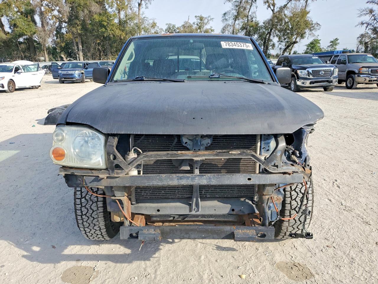 2002 Nissan Frontier Standard