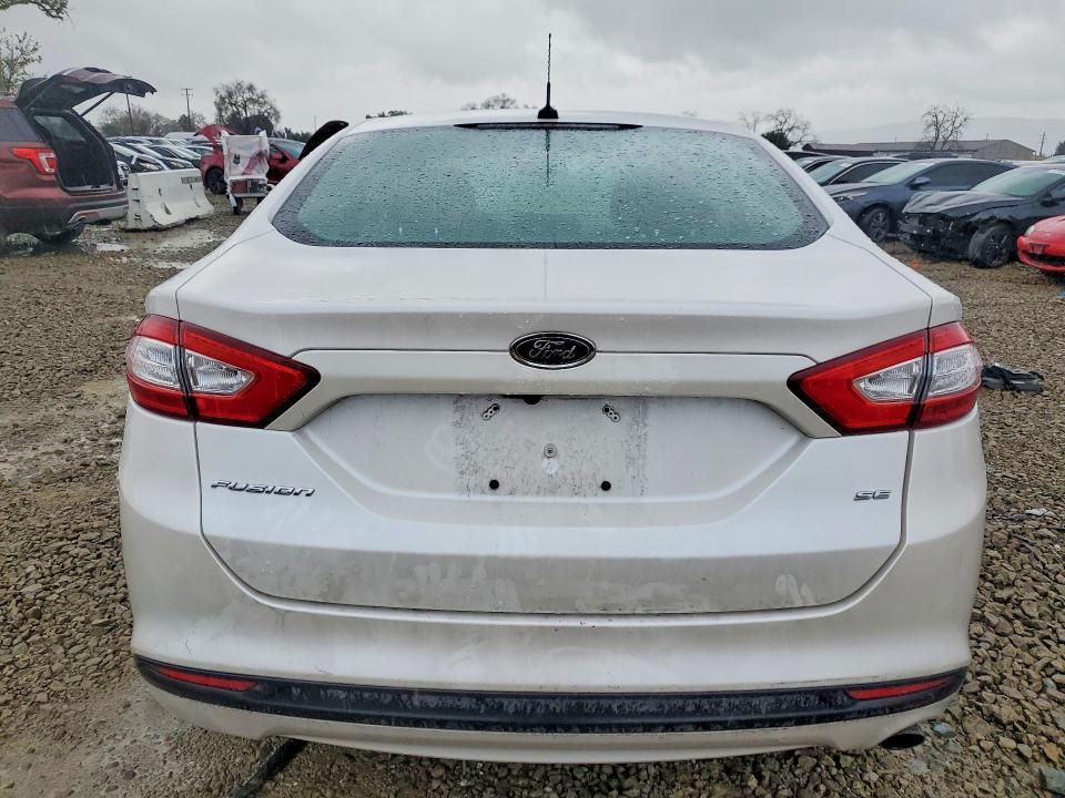 2016 Ford Fusion se