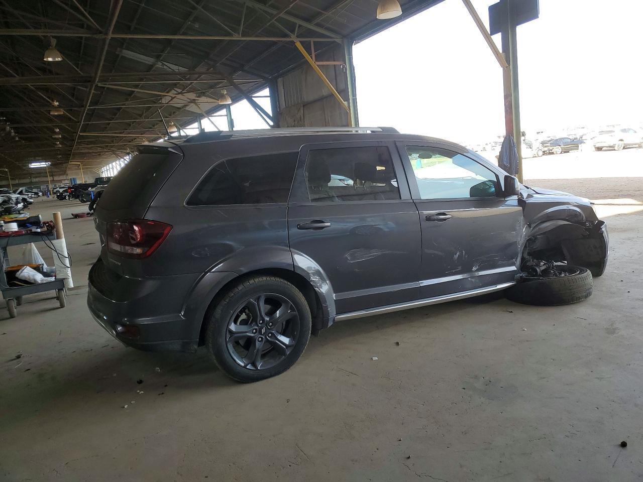 2018 Dodge Journey Crossroad