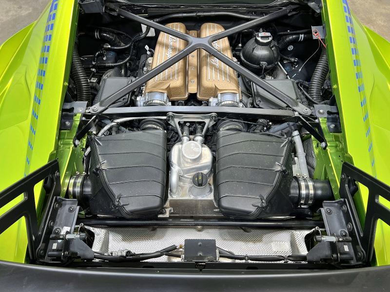 2022 Lamborghini Huracan sto