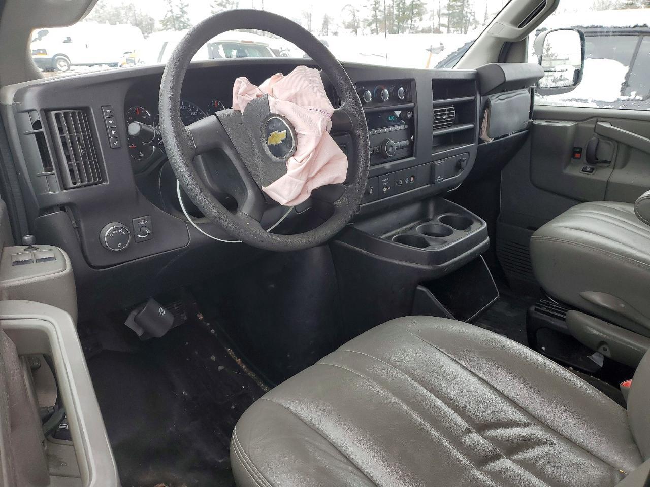 2020 Chevrolet Express 2500 Cargo Utility / Service Van