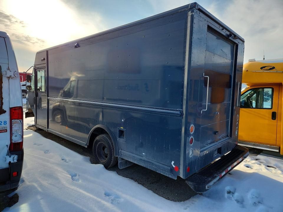 2019 Ford E450 Delivery Truck