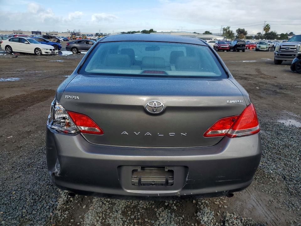 2007 Toyota Avalon Limited