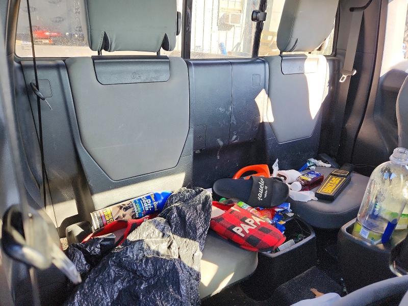 2016 Toyota Tacoma SR5