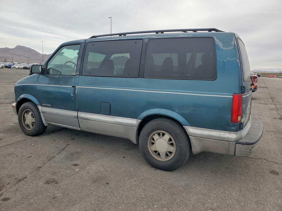 1997 GMC Safari XT