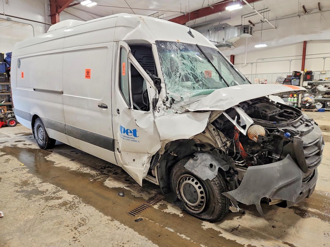 2022 Mercedes-Benz Sprinter 2500 Delivery Van