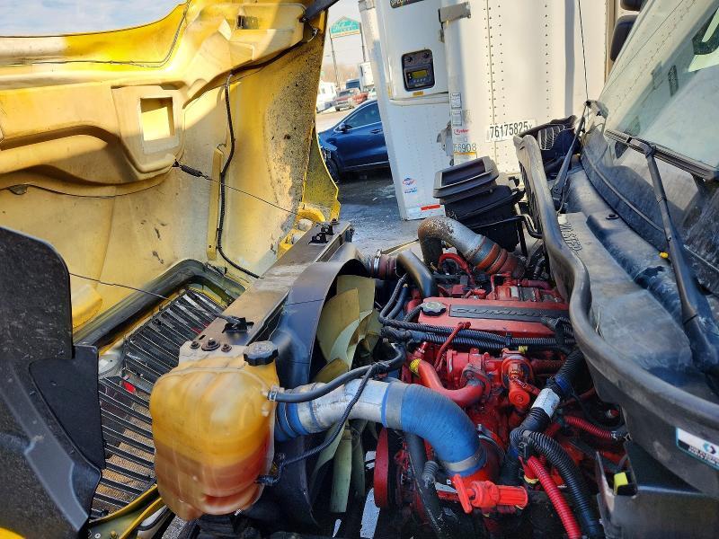 2019 International MA025 BOX Truck