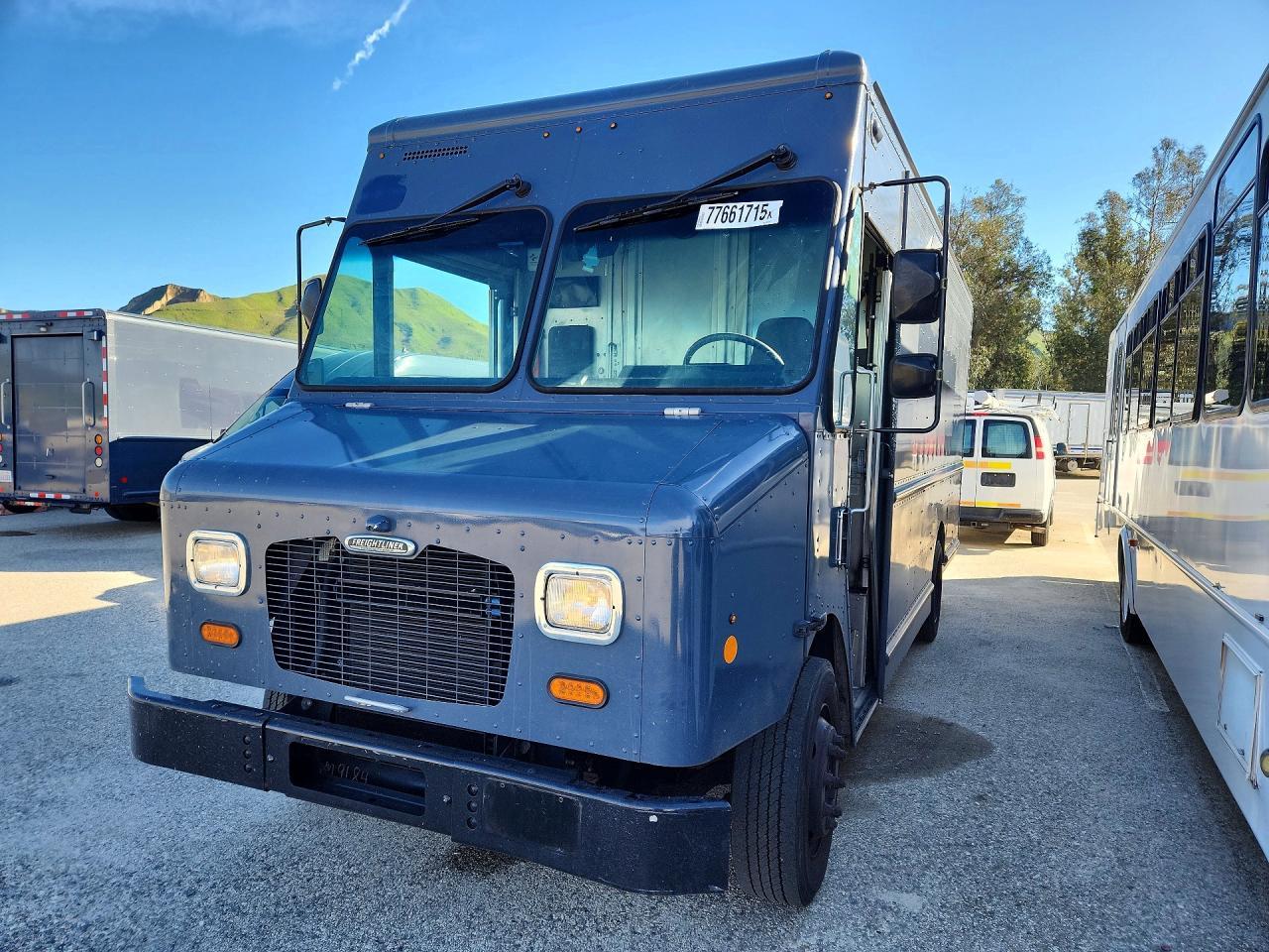 2021 Freightliner MT45G Chassis Delivery Van