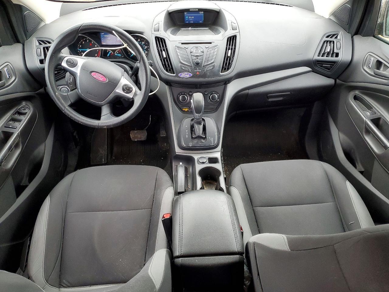 2015 Ford Escape s