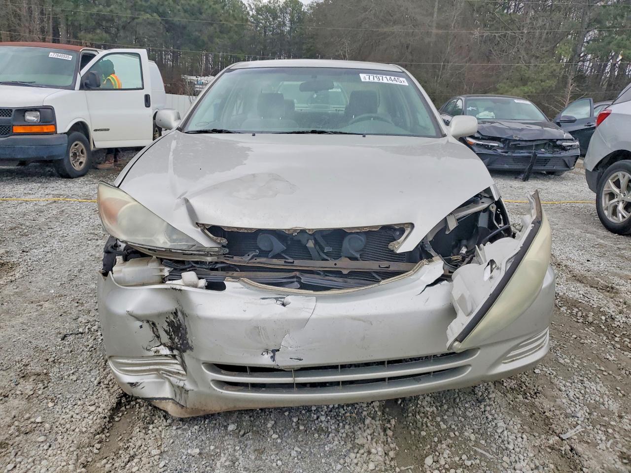 2004 Toyota Camry le