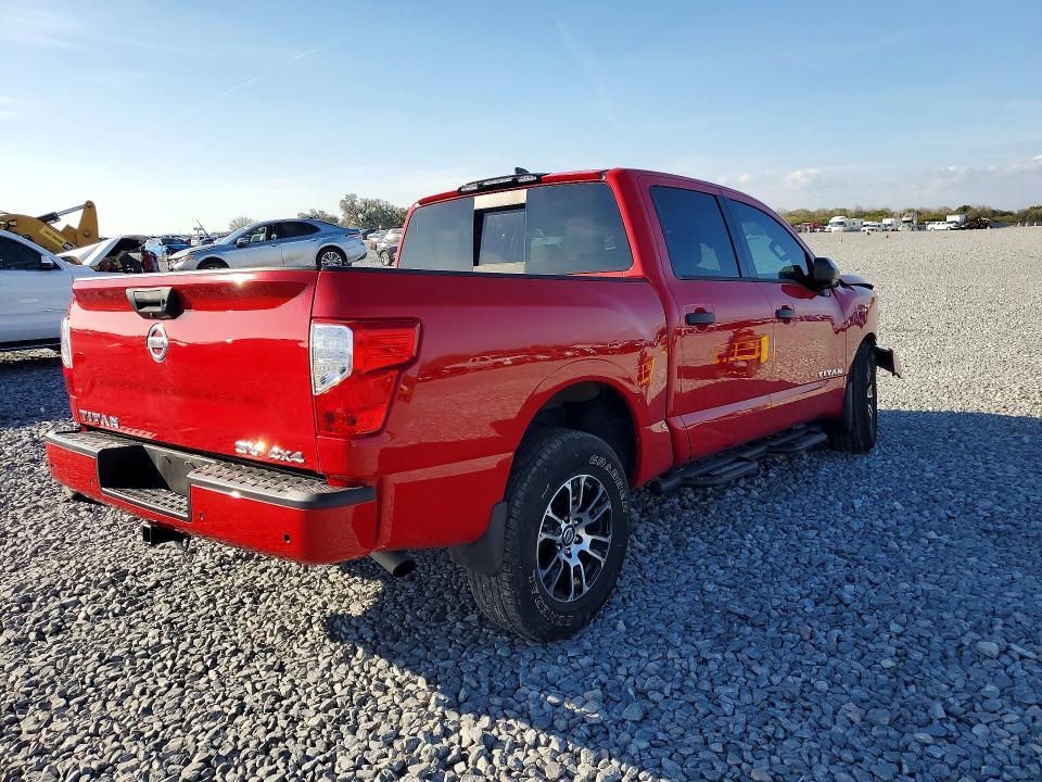2022 Nissan Titan SV