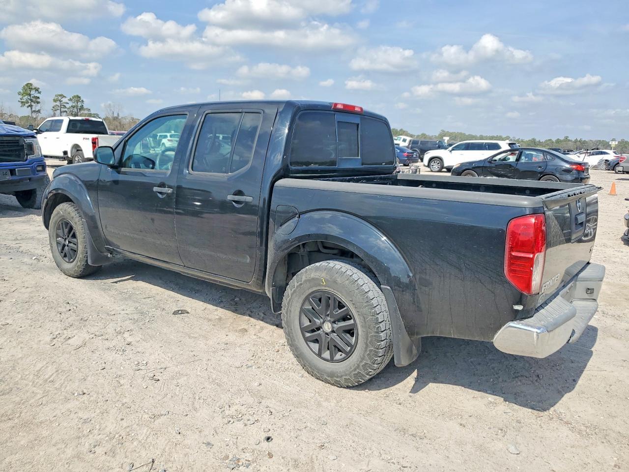 2018 Niss Frontier sv