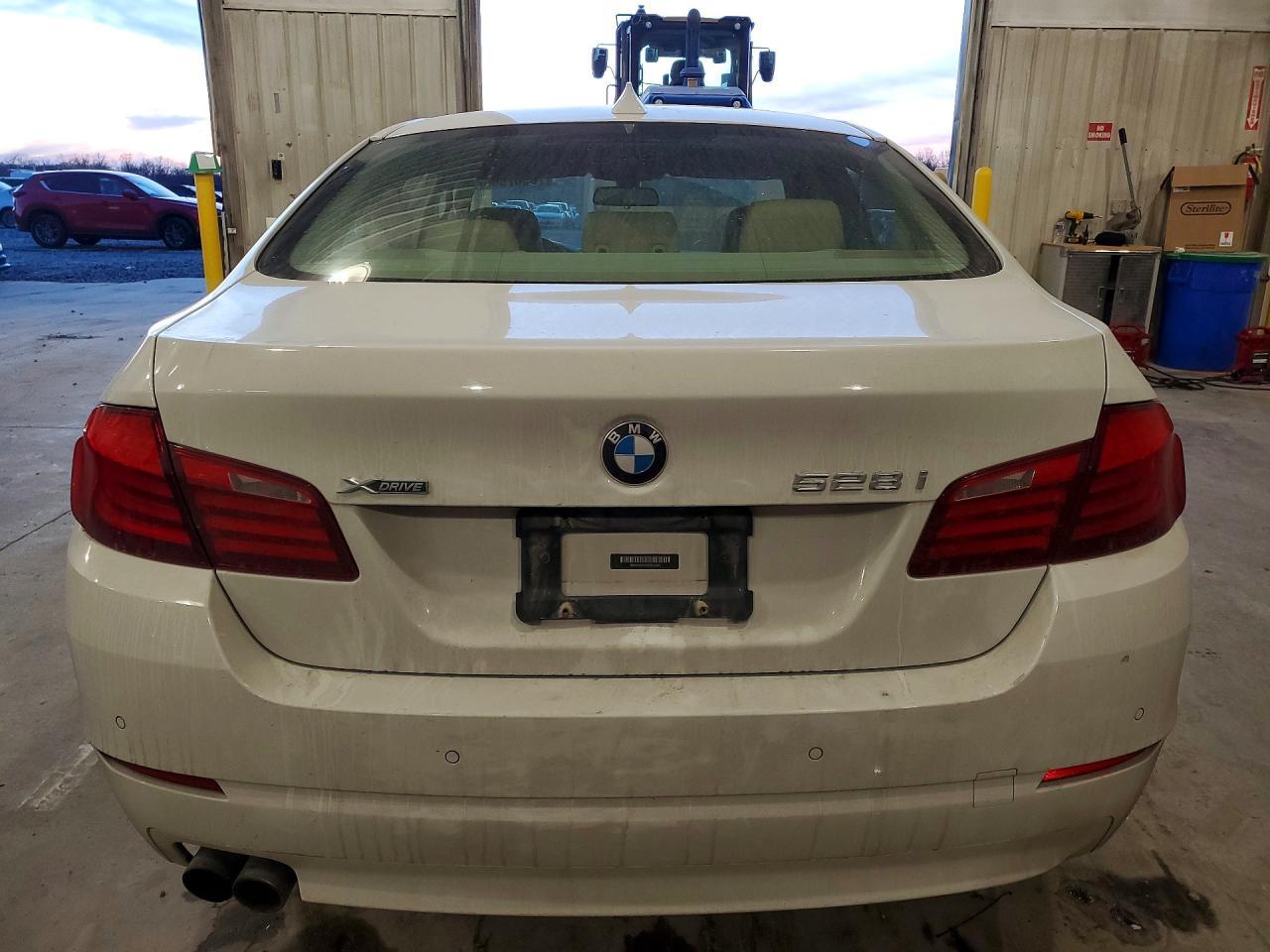 2013 BMW 528 xi