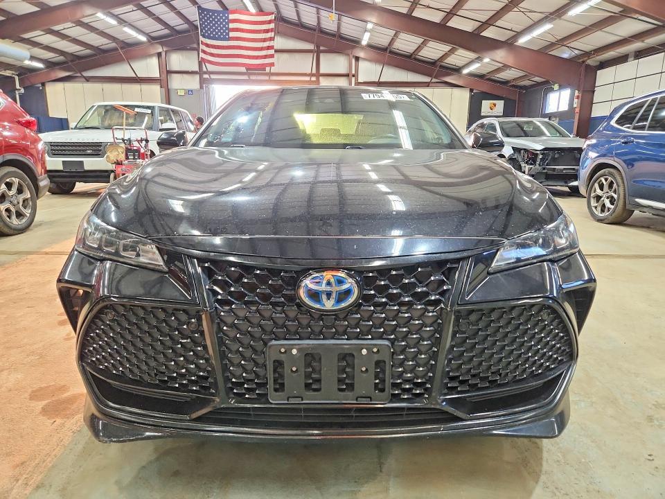 2021 Toyota Avalon xse