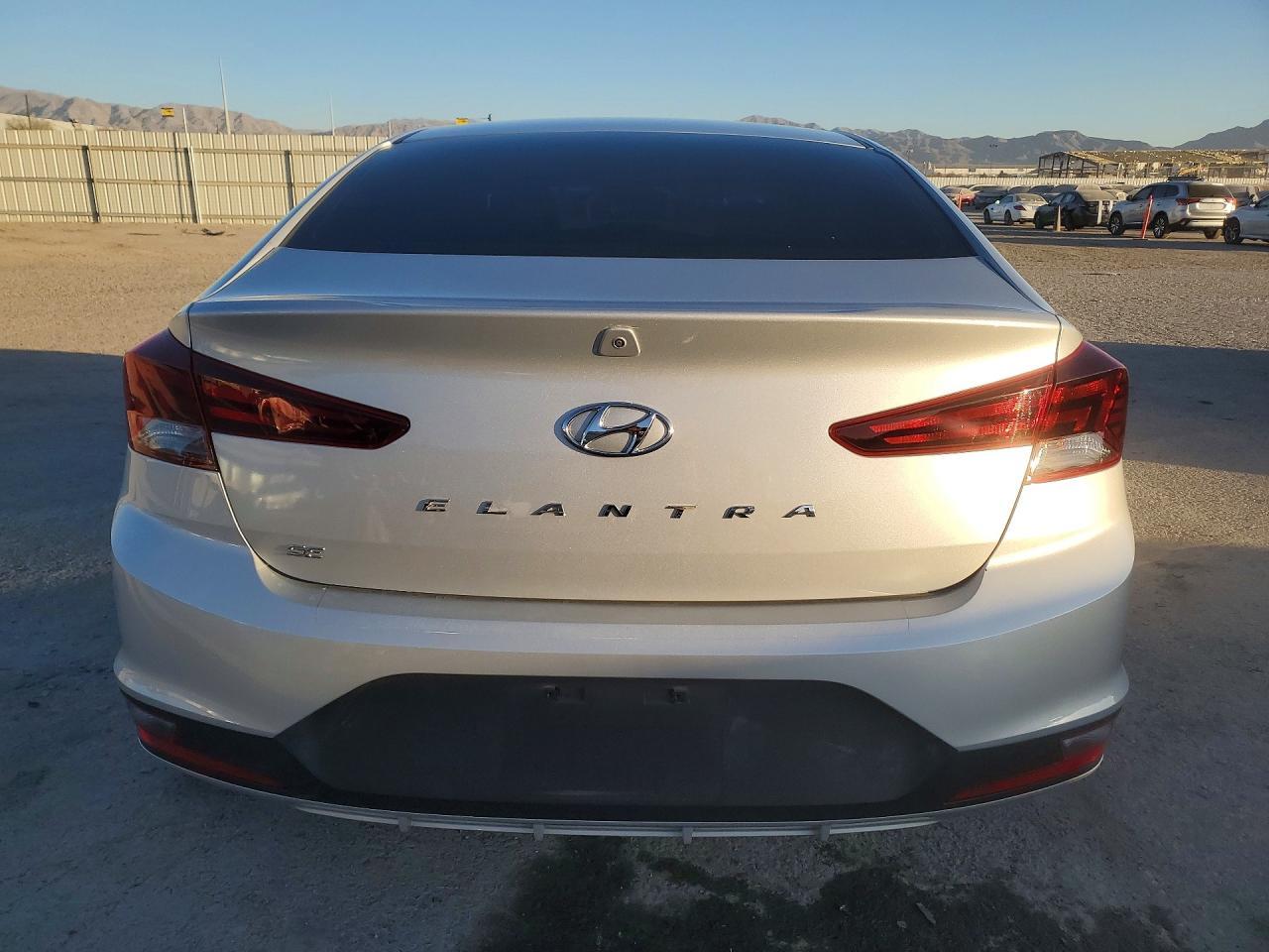 2019 Hyundai Elantra se