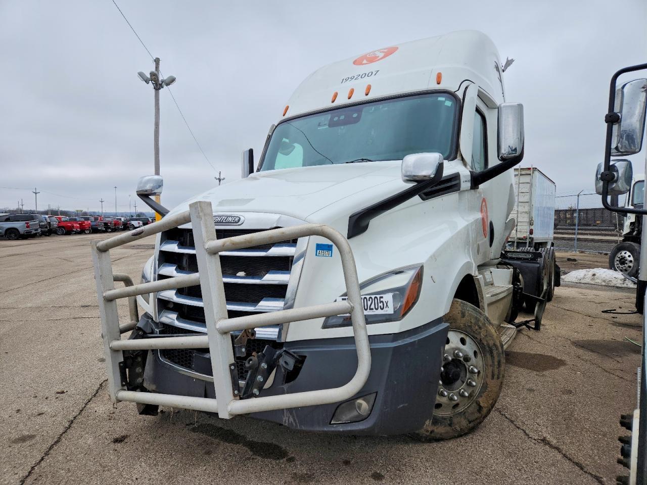 2020 Freigliner 2020 Freightliner Cascadia 126 Semi Truck
