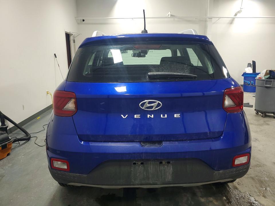 2023 Hyundai Venue sel