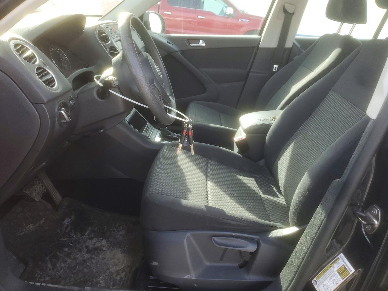 2011 Volkswagen Tiguan s