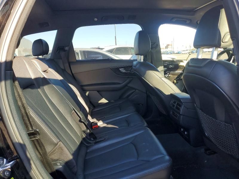 2018 Audi Q7 Premium Plus
