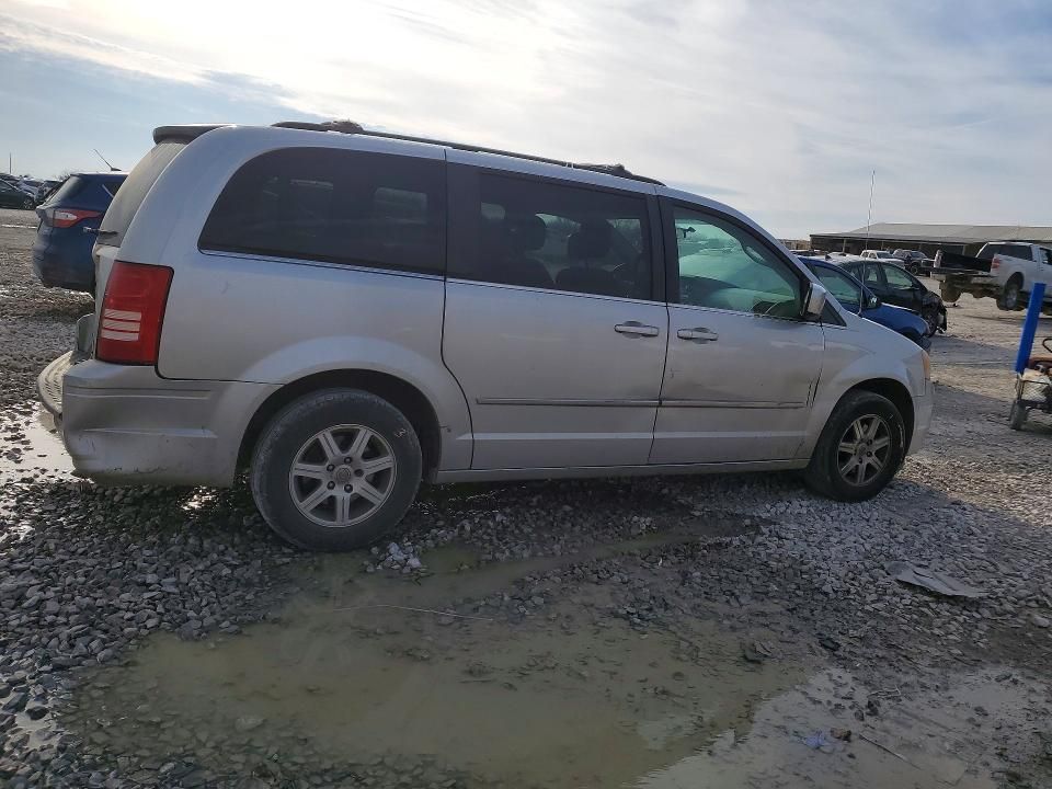 2010 Chrysler Town & Country Touring
