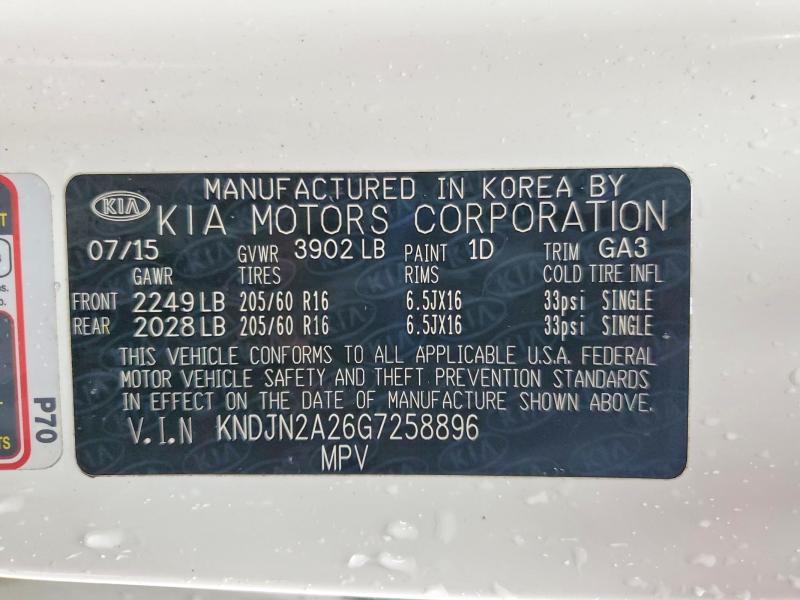 2016 KIA Soul Base