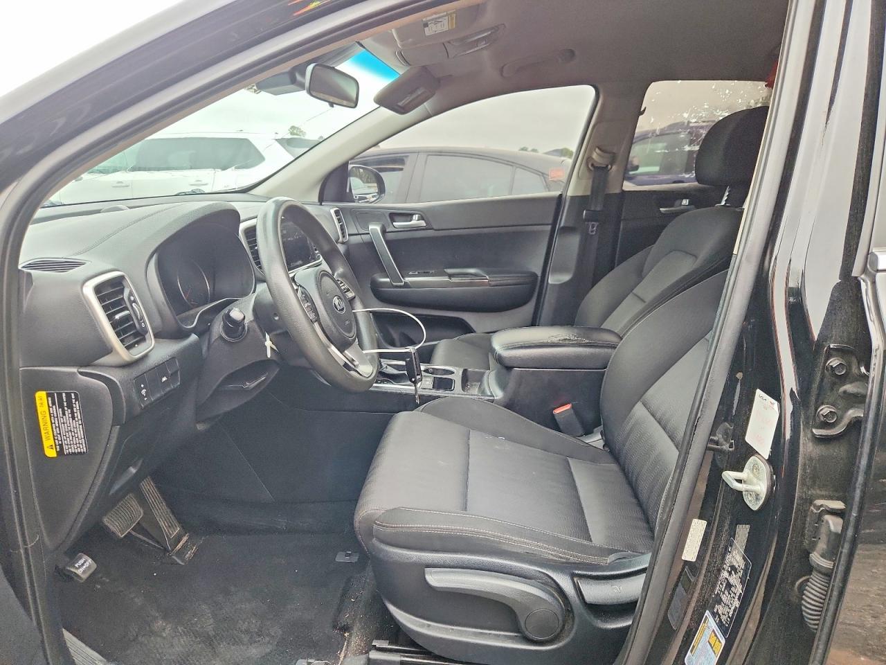 2022 KIA Sportage lx