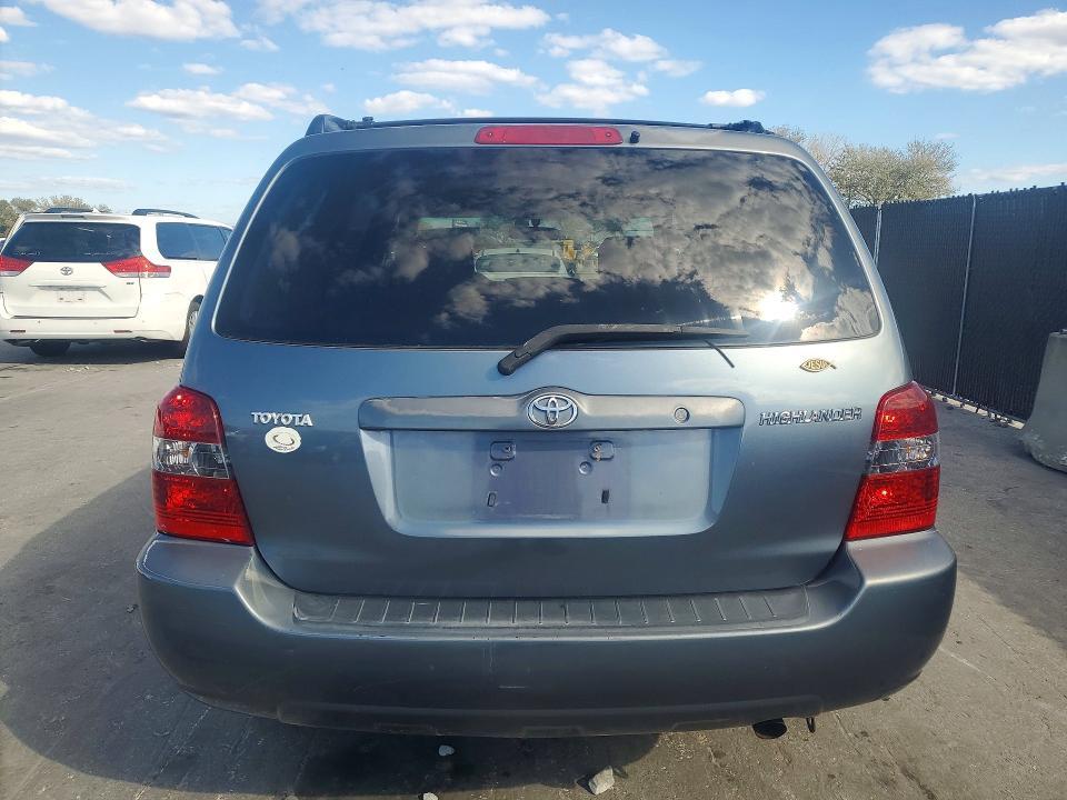 2004 Toyota Highlander