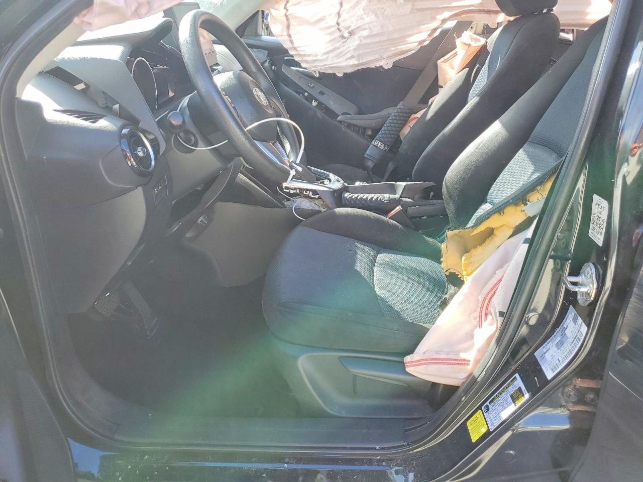 2017 Toyota Yaris ia