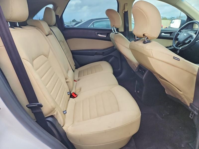 2016 Ford Edge se