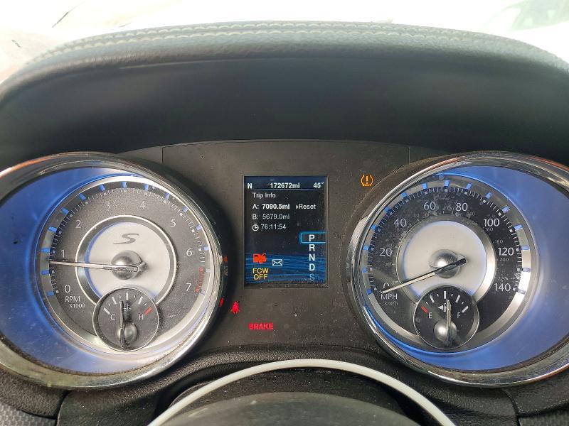 2013 Chrysler 300 s