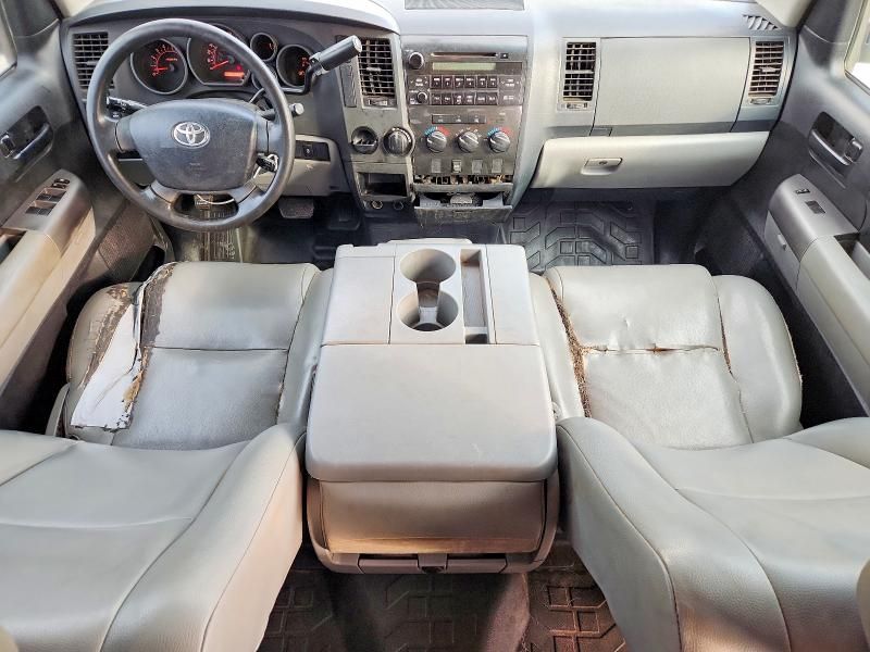 2013 Toyota Tundra Double cab SR5