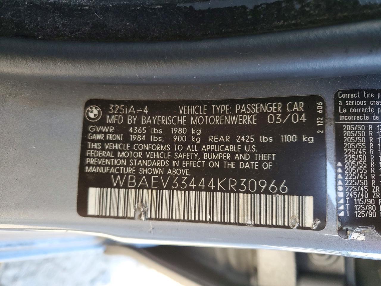 2004 BMW 325 i
