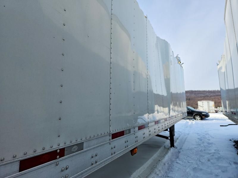 2024 Utility VS2RA Refrigerated Van Trailer